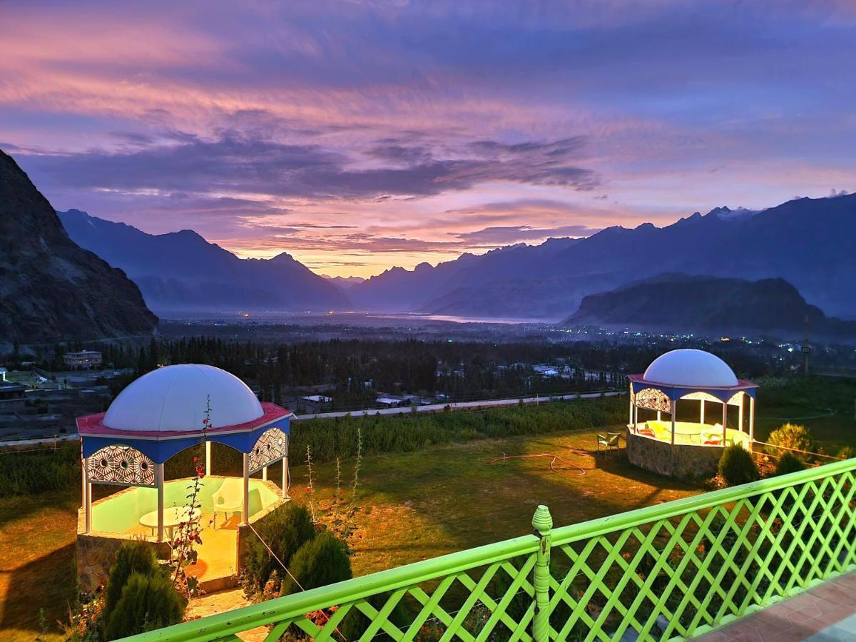 Hotel Mountain Lodge Скарду Екстериор снимка