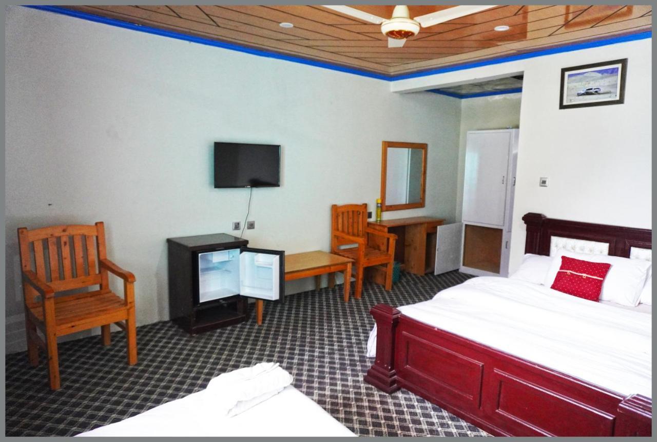 Hotel Mountain Lodge Скарду Екстериор снимка