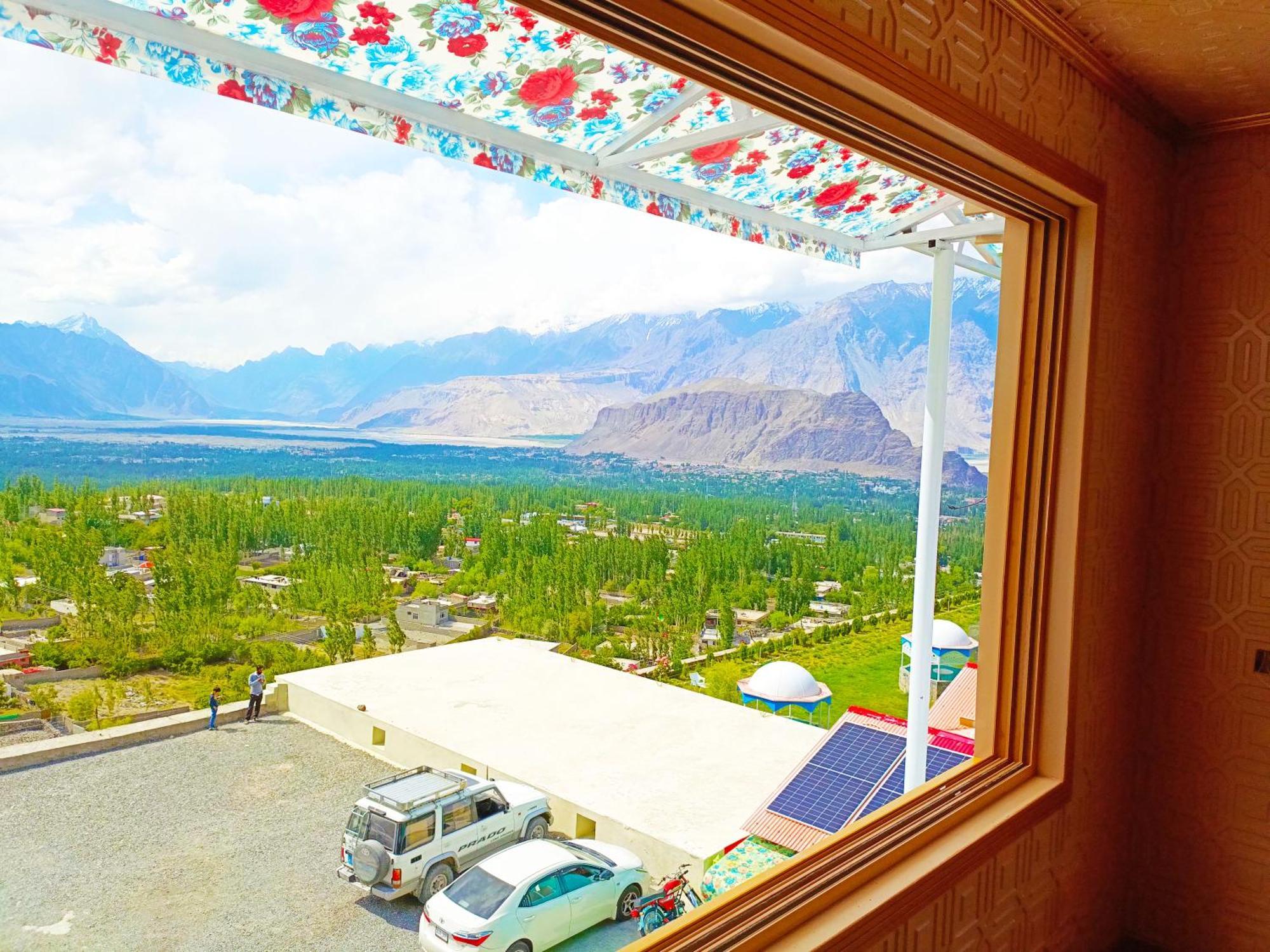 Hotel Mountain Lodge Скарду Екстериор снимка