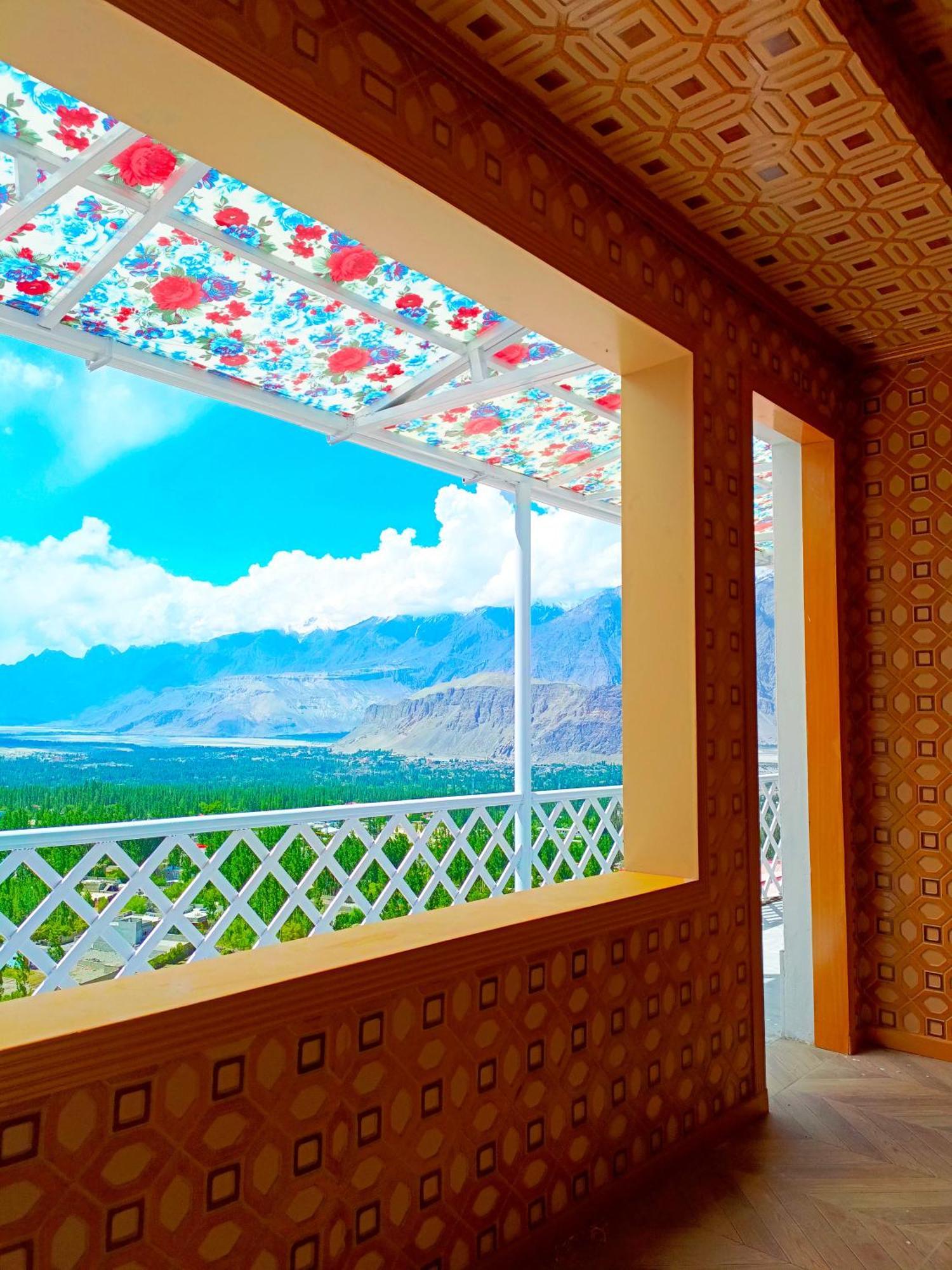 Hotel Mountain Lodge Скарду Екстериор снимка